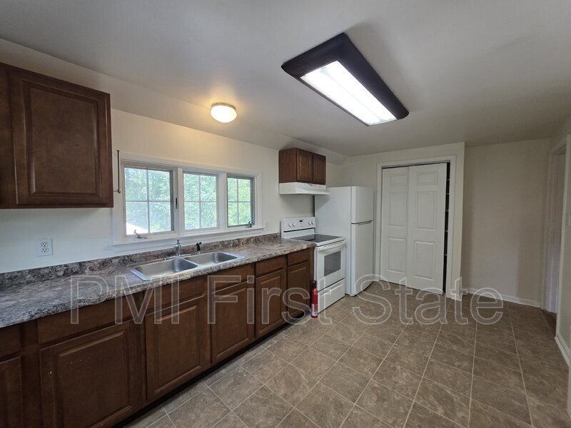Foto principal - 24 Deer Run Dr