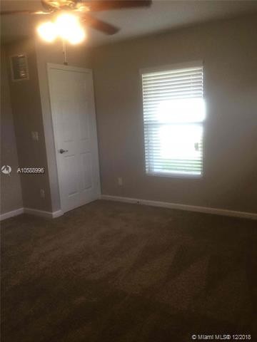 Building Photo - 3549 SW Rosardo St