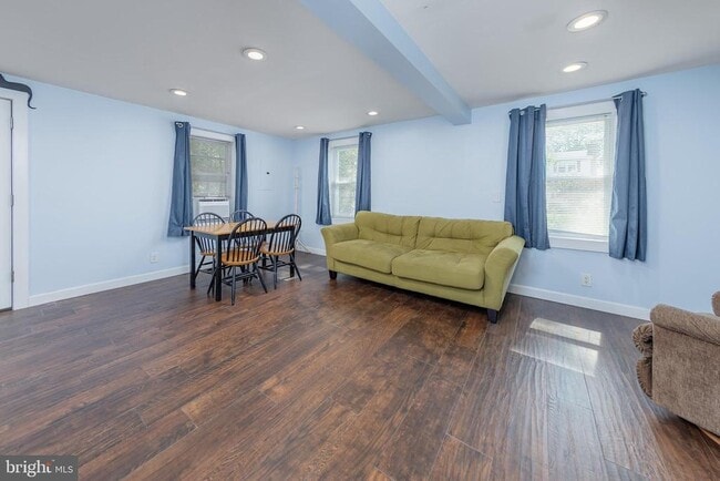 Foto del edificio - 1 Colson Ct