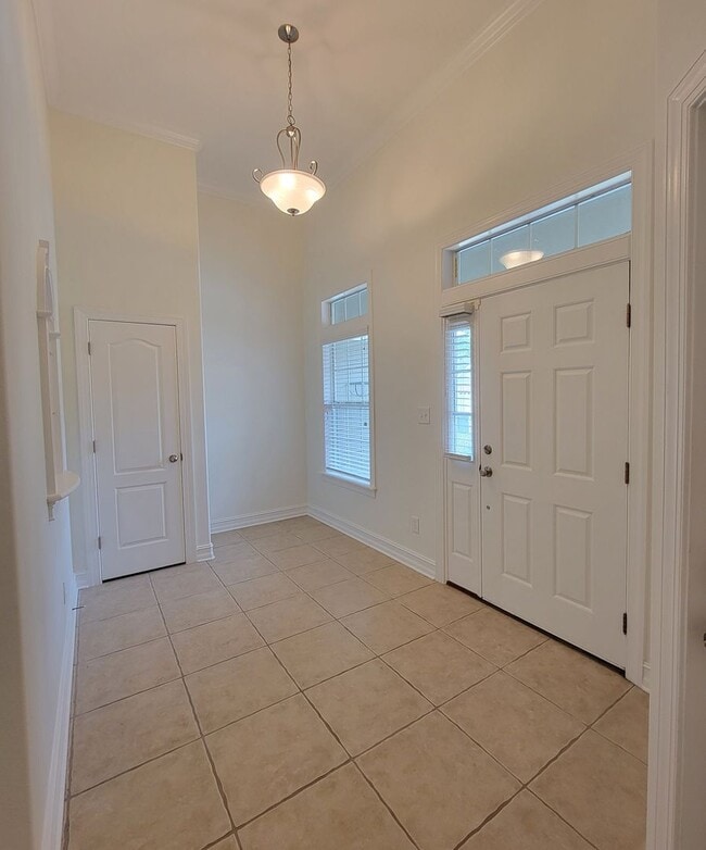 Building Photo - 3 bedroom home for rent off Miccosukee Rd ...
