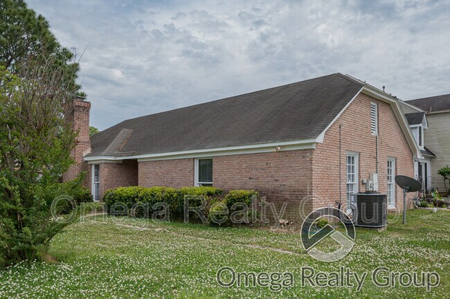 Building Photo - 1601 Sandstone Ct