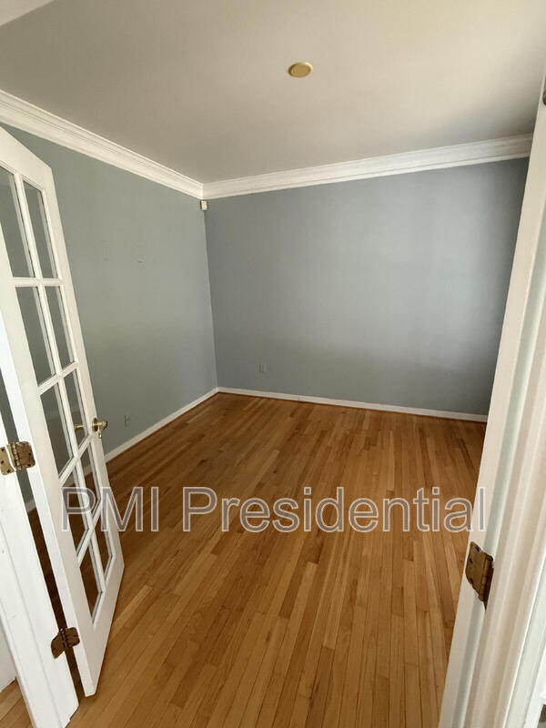 Building Photo - 15800 Hampton Summit Ln