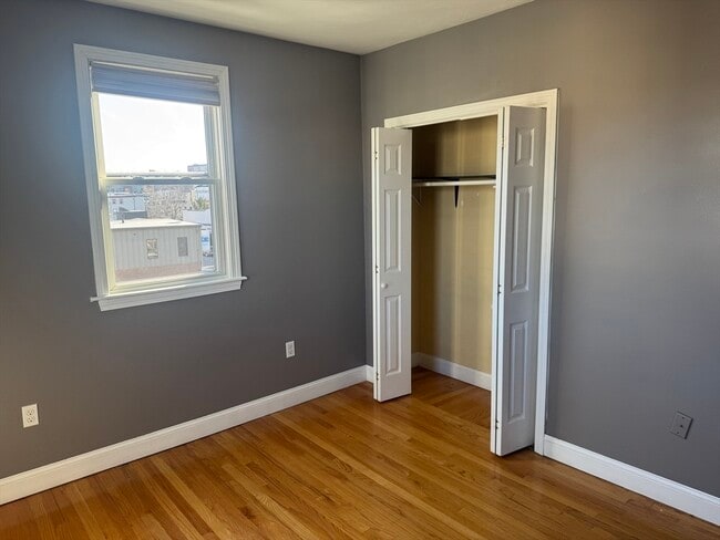 Foto del edificio - 1122-1124 Dorchester Ave