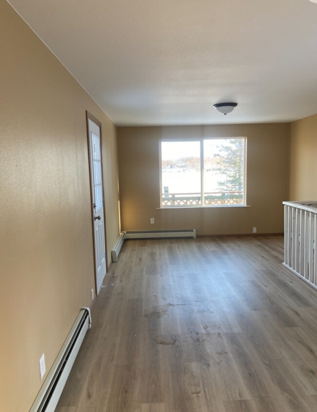Foto del edificio - 5450 E Hemlock Dr