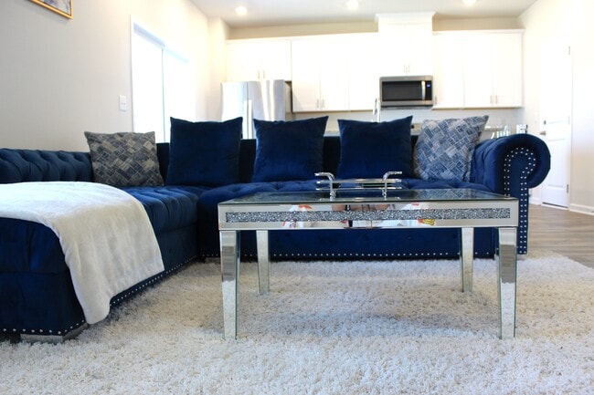 Building Photo - 1145 Harland St