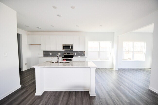Building Photo - 476 Rambo Dr