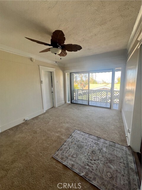 Building Photo - 425 S Cabrillo Ave