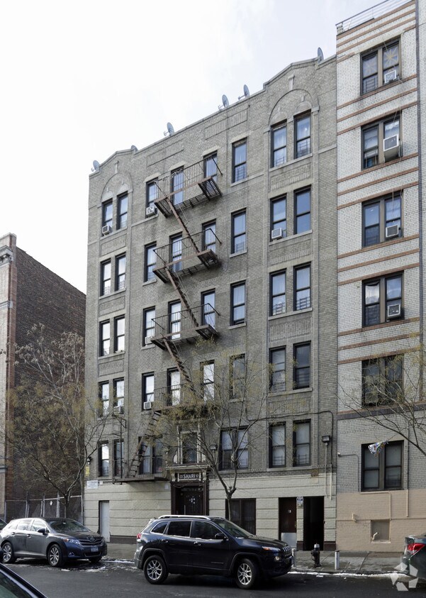 2317 Morris Ave - Shari