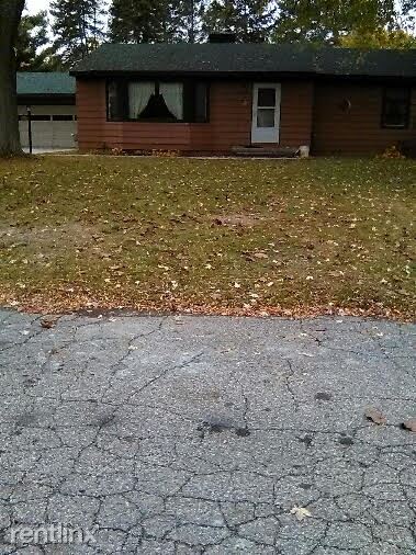 Primary Photo - 1111 Orchard Dr