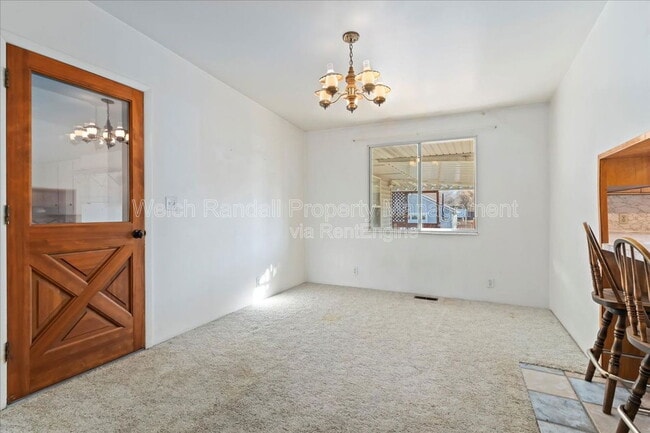 Building Photo - 506 N Geneva Rd