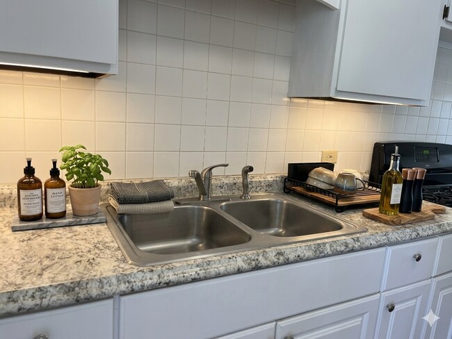 Foto del edificio - Your New Abode .
