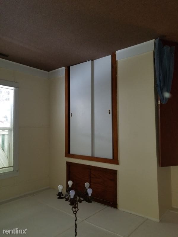Building Photo - 2 br, 1 bath House - 317 Broad St