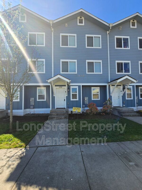 Foto principal - 132 SW Avery Ave