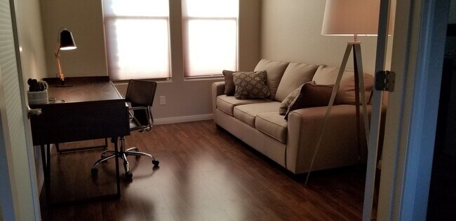 Building Photo - Gated Canta Mia development, Fully furnish...