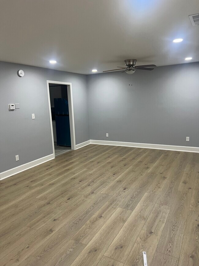 Foto del edificio - 1150 Rankin St