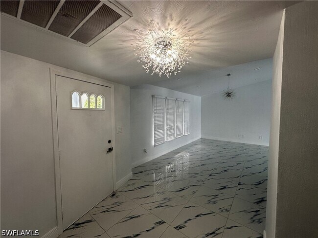Foto del edificio - 101 Edward Ave
