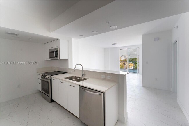 Foto del edificio - 1850 Monroe St