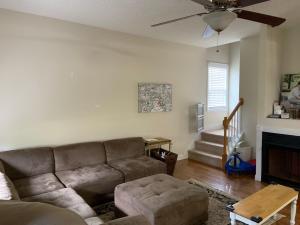 Foto del edificio - 225 Kelly Rd