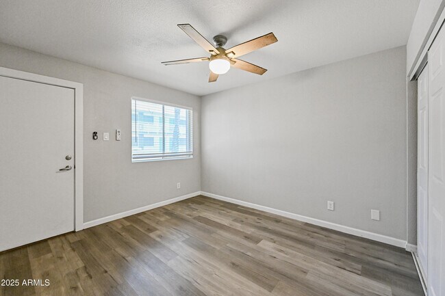 Foto del edificio - 3025 N 32nd St