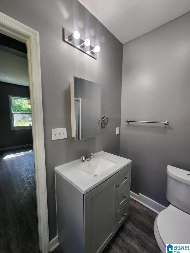 Building Photo - 5517 Ave I