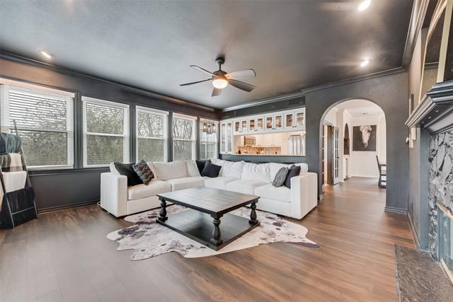 Foto del edificio - 3411 W 6th St