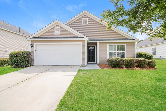 Primary Photo - Cute Home in Columbia