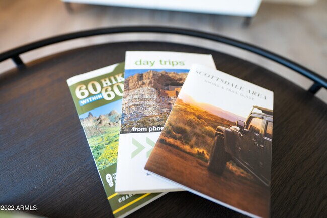 Foto del edificio - 8055 Thomas Rd