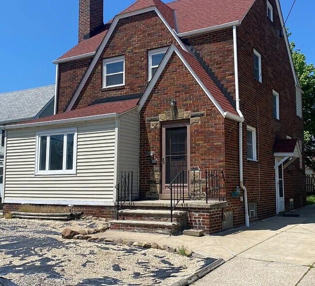 Foto del edificio - 18603 Arrowhead Ave