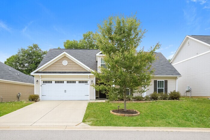 Foto principal - 2103 Grove Landing Way