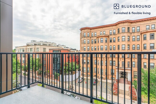 Foto del edificio - 2601 14th St NW