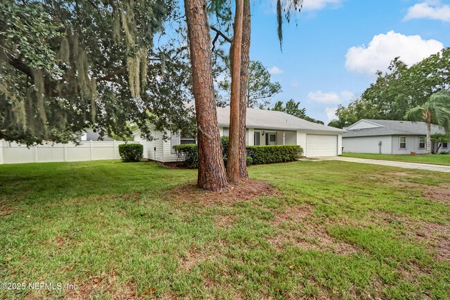 Building Photo - 10855 Mandarin Station Dr E