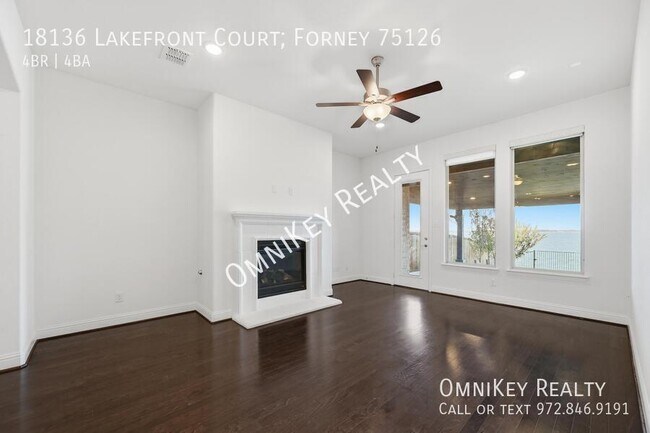 Building Photo - 18136 Lakefront Ct