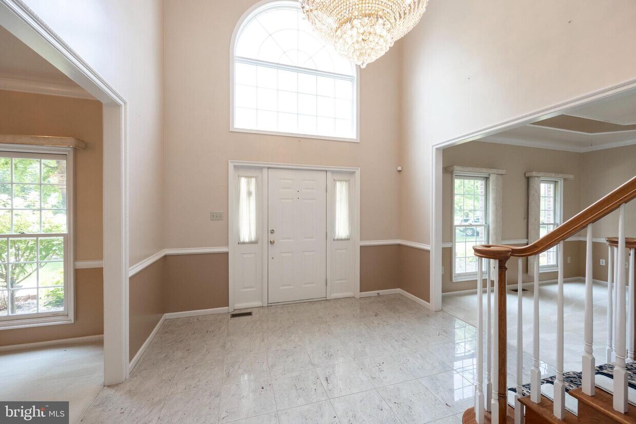 Foto principal - 103 Nevermore Cir