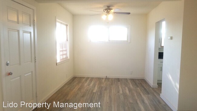 Foto del edificio - 3 br, 2 bath House - 12001 College Ave.