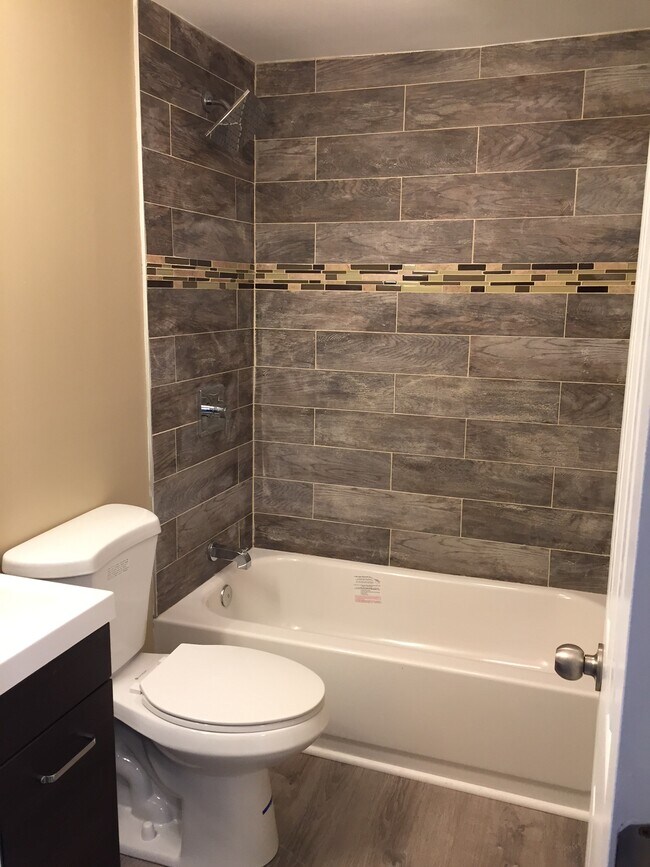 Building Photo - 443 Fire Island Ave