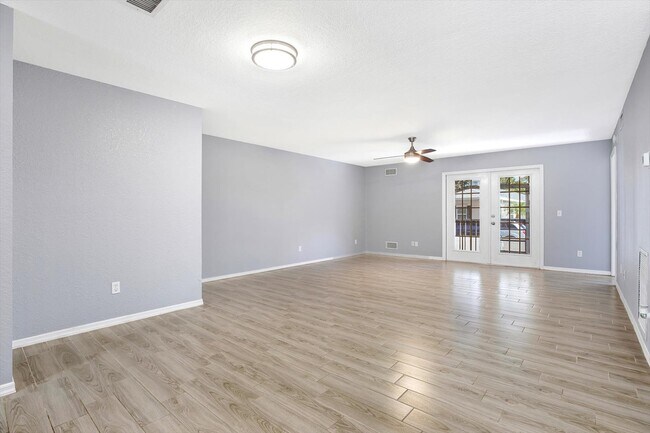 Foto del edificio - 101 47th Ave N