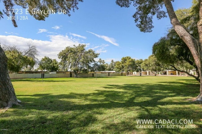 Foto del edificio - 1723 E Gaylon Dr