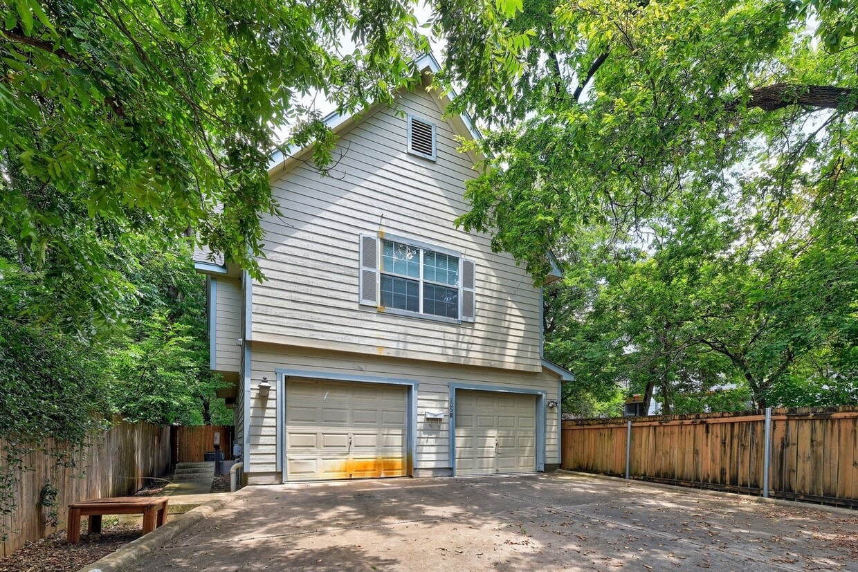 Foto principal - 106 E 46th St
