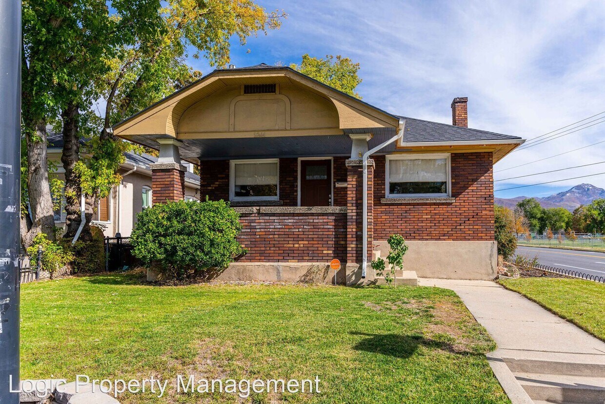 Primary Photo - 3 br, 2 bath House - 1241 S. 700 E.