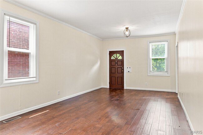 Foto del edificio - 5446 Christy Ave