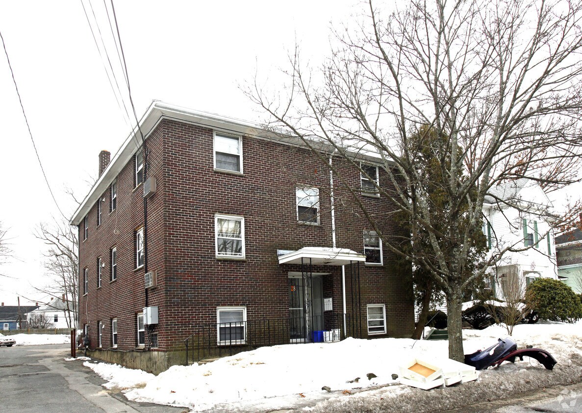 Building Photo - 28 Vernon St