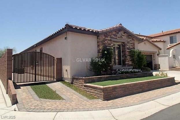 Foto del edificio - 8315 Cupertino Heights Way