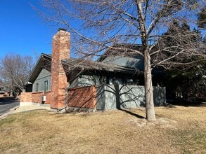 Building Photo - 1532 Adriel Ct