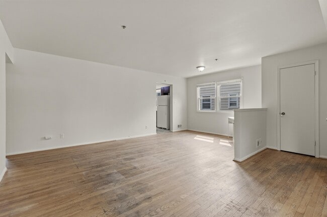 Photo - 4711 Norwich Rd House