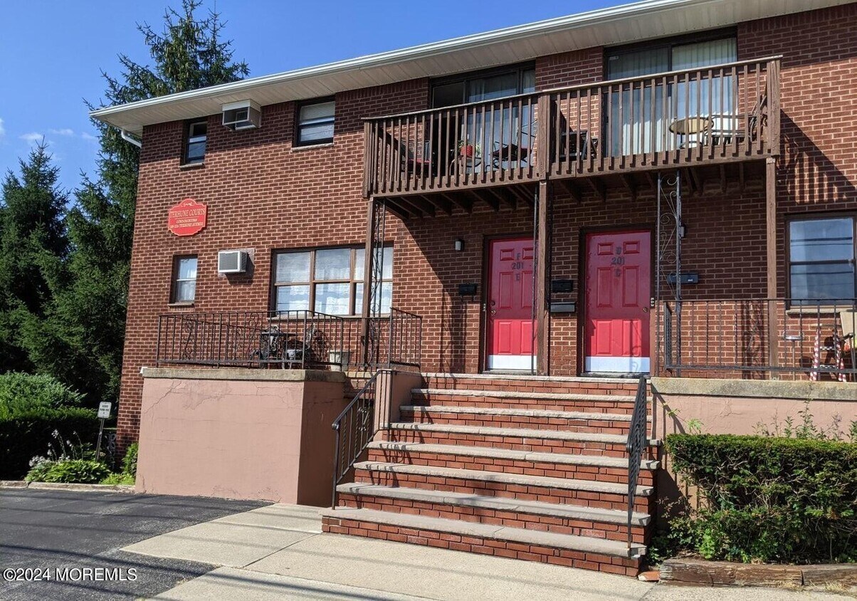 201 F Terhune Ave, Lodi, NJ 07644 Condo for Rent in Lodi, NJ