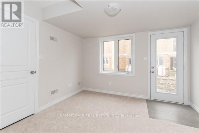 Building Photo - 6 Mayland Trl