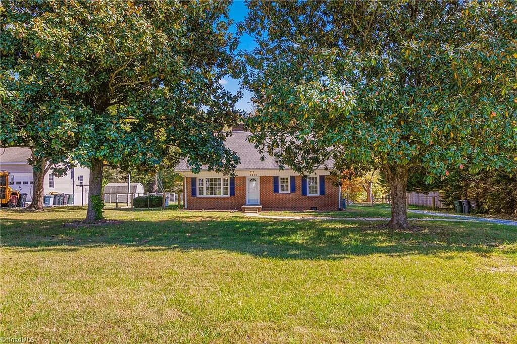 Foto principal - 3618 Lewiston Rd