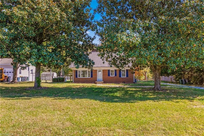 Photo - 3618 Lewiston Rd House