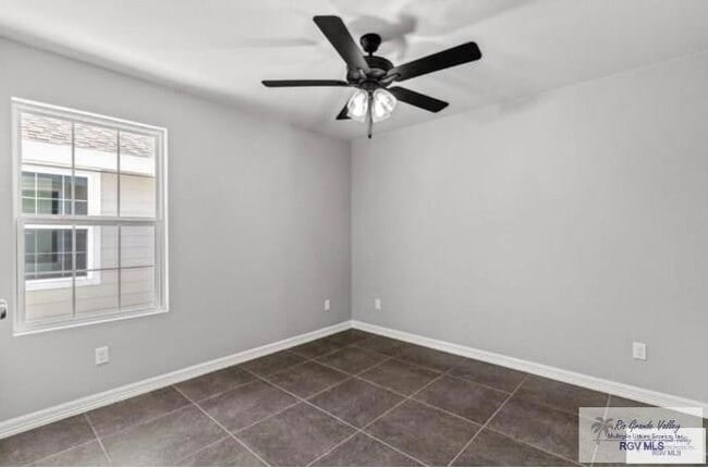 Foto del edificio - 2128 Northridge Ave