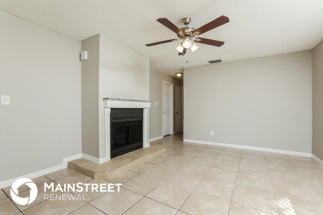 Foto del edificio - 307 S Ulysses Dr